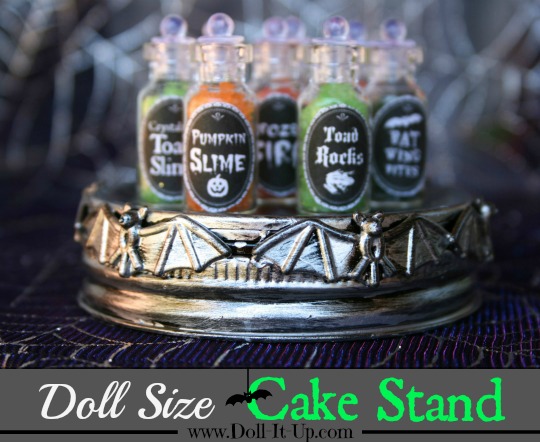 Halloween-Cake-Stand-Doll-Size-